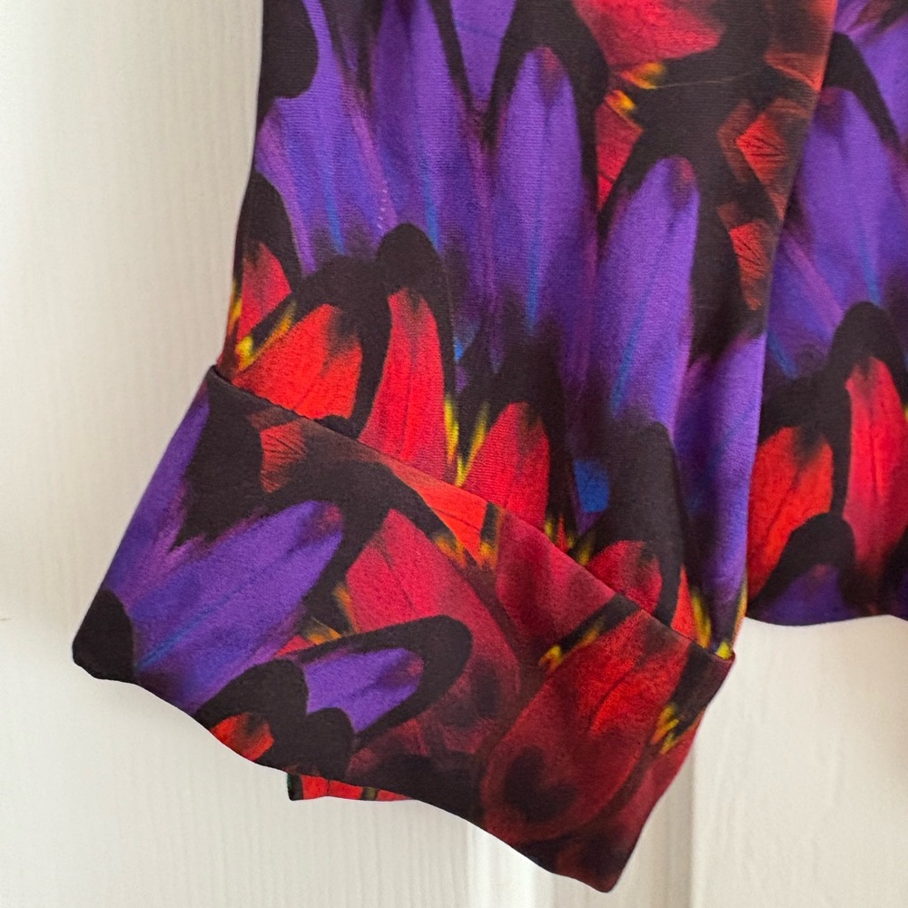 ALICE + OLIVIA- Willa Printed Feather Women's Button-Up Blouse. Size XS. - Picture 6 of 16